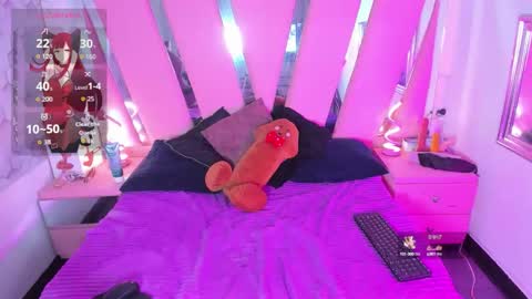 Snapshot of viiolettlopez chatting on 10/15/25, 02:17 Violet online show from 10/15/25, 02:17