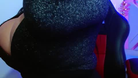 Snapshot of viiolleta chatting on 03/17/26, 12:52 viioleta online show from 03/17/26, 12:52