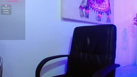 Snapshot of viiolleta chatting on 06/01/26, 12:18 viioleta online show from 06/01/26, 12:18