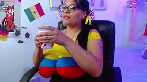 Snapshot of viiolleta chatting on 06/11/26, 12:58 viioleta online show from 06/11/26, 12:58