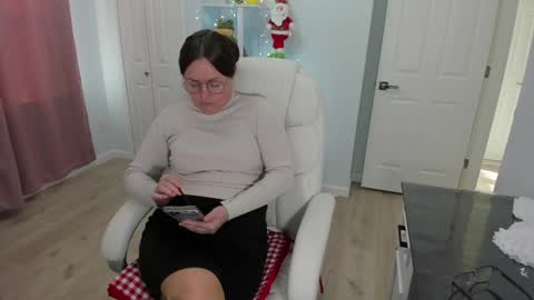 Ukrainian-woman online show from 12/05/24, 07:06