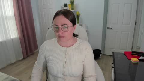 Ukrainian-woman online show from 02/03/25, 04:52