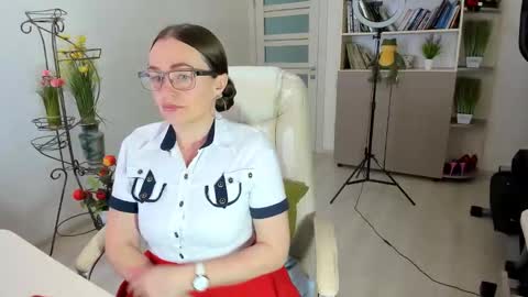 Snapshot of vika7333 chatting on 01/12/26, 12:21 Ukrainian-woman online show from 01/12/26, 12:21