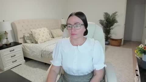 Snapshot of vika7333 chatting on 03/05/26, 12:34 Ukrainian-woman online show from 03/05/26, 12:34