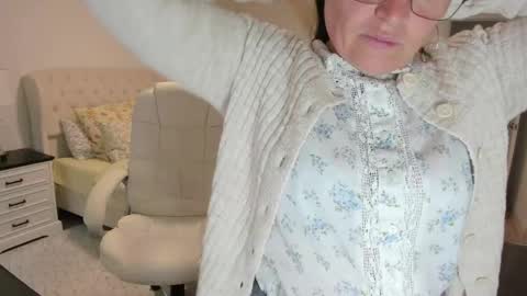 Snapshot of vika7333 chatting on 05/30/26, 11:29 Ukrainian-woman online show from 05/30/26, 11:29