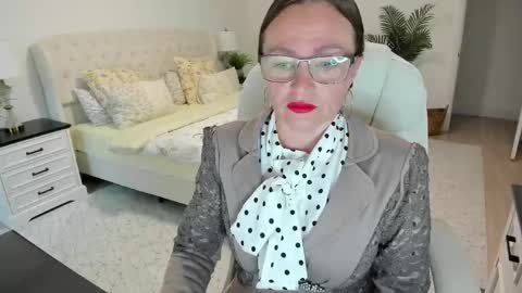 Snapshot of vika7333 chatting on 06/03/26, 11:02 Ukrainian-woman online show from 06/03/26, 11:02