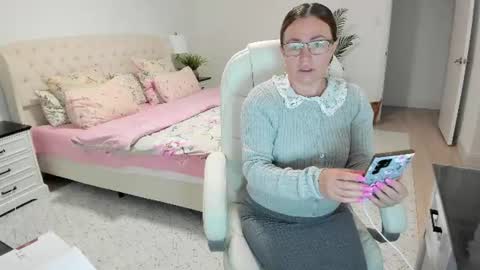 Ukrainian-woman online show from 07/07/26, 11:47
