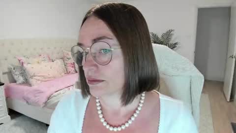 Ukrainian-woman online show from 07/26/26, 11:28