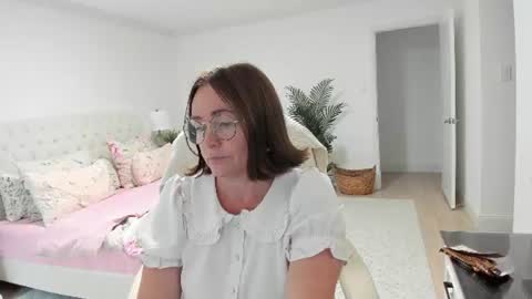 Ukrainian-woman online show from 07/28/26, 06:20