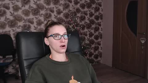 Vika online show from 12/29/24, 06:03