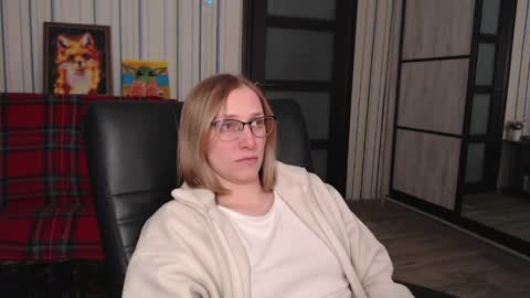Snapshot of vikaericka chatting on 04/20/26, 07:26 Vika online show from 04/20/26, 07:26