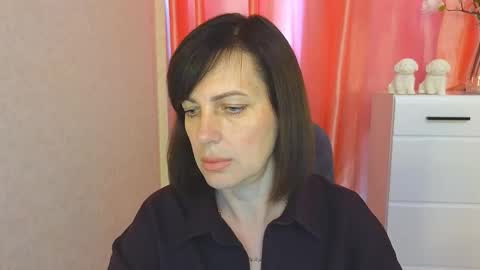 Snapshot of vikasoul chatting on 11/21/25, 09:52 Vika online show from 11/21/25, 09:52