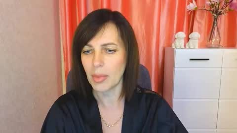 Snapshot of vikasoul chatting on 11/22/25, 10:31 Vika online show from 11/22/25, 10:31