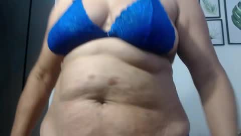 Viki Mom  online show from 12/02/24, 08:33