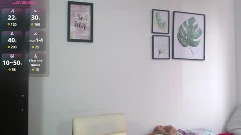 Viki Mom  online show from 01/25/25, 04:46