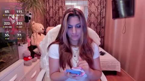 Victoria online show from 07/30/26, 06:56