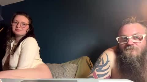 Snapshot of vikingandvixen44 chatting on 10/24/25, 12:30 vikingandvixen44 online show from 10/24/25, 12:30