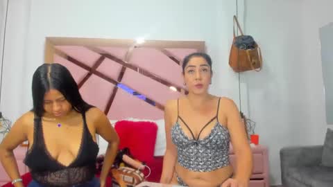 vikiTomson online show from 01/29/25, 01:07