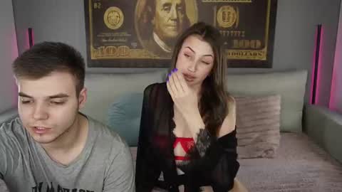 Snapshot of vikki_and_george chatting on 09/12/25, 08:09 vikki and george online show from 09/12/25, 08:09