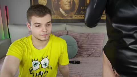 Snapshot of vikki_and_george chatting on 09/13/25, 08:19 vikki and george online show from 09/13/25, 08:19