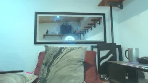 VIKKKTORIAAA online show from 10/16/25, 05:41