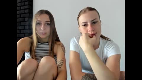 vikky_s11 online show from 09/16/25, 10:16