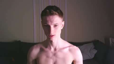 Snapshot of viksons chatting on 10/12/25, 10:42 Max online show from 10/12/25, 10:42