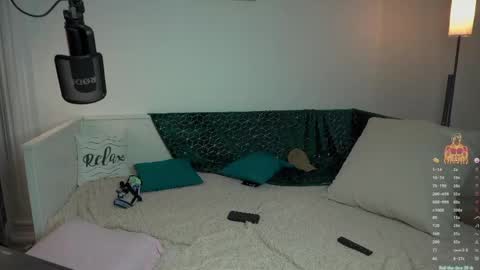 Snapshot of viktor_secret chatting on 06/07/26, 04:49 fansly VITEKsecret online show from 06/07/26, 04:49