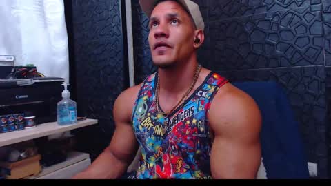 Viktor Herrera online show from 12/11/24, 03:05