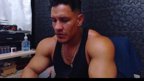 Viktor Herrera online show from 12/14/24, 06:41