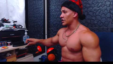 Viktor Herrera online show from 12/24/24, 07:22