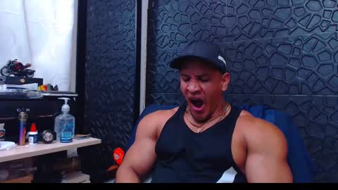 Viktor Herrera online show from 01/02/25, 04:02
