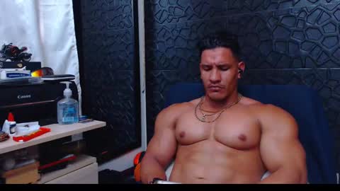 Viktor Herrera online show from 01/10/25, 05:24