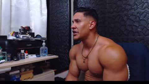 Viktor Herrera online show from 01/20/25, 06:10