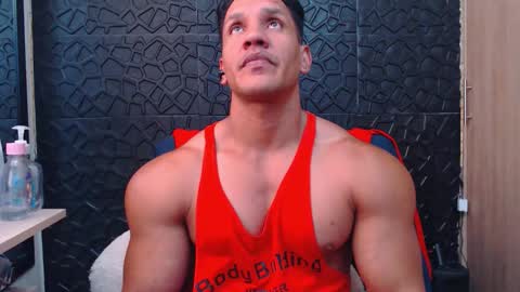 Viktor Herrera online show from 01/10/26, 03:58