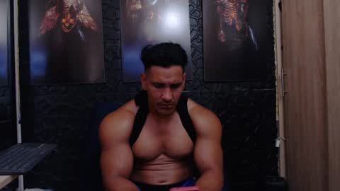 Viktor Herrera online show from 06/10/26, 03:55