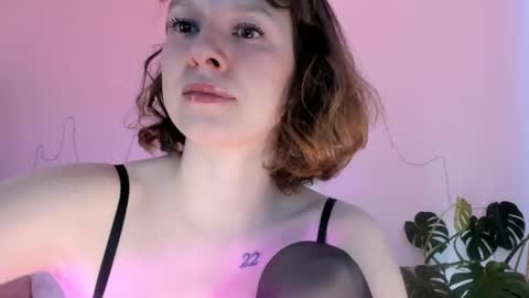Vikky online show from 02/09/25, 09:37