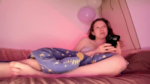 Snapshot of viktoria_sullivans chatting on 11/06/25, 06:36 Vikky online show from 11/06/25, 06:36