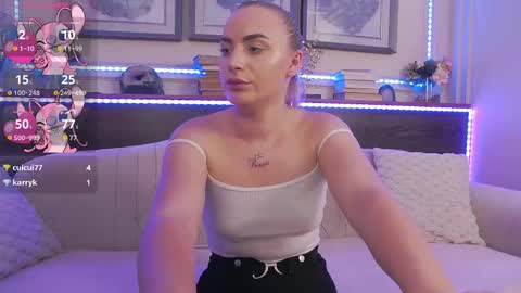 Viktoria online show from 10/08/25, 05:10