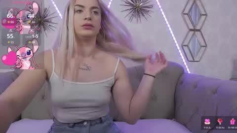 Viktoria online show from 10/10/25, 03:33