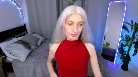 Snapshot of viktoriaclarrk chatting on 12/05/25, 06:22 Viktoria online show from 12/05/25, 06:22