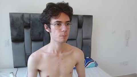 viktornoir online show from 10/25/25, 06:02