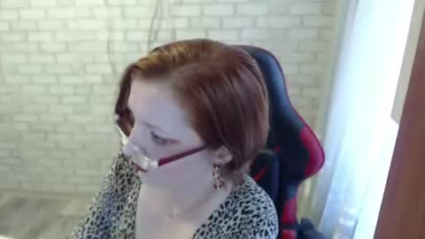 Snapshot of vikualex69 chatting on 06/16/26, 06:27 vikualex69 online show from 06/16/26, 06:27
