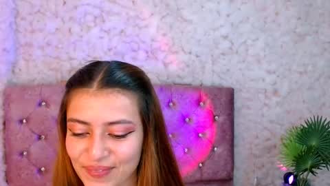 viky_evanss online show from 12/14/25, 03:06