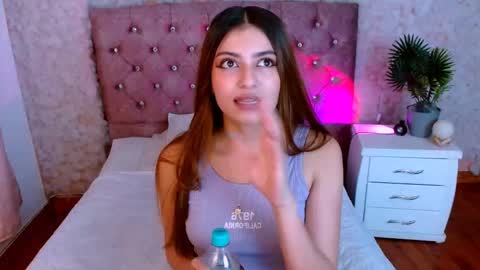 Snapshot of viky_evanss chatting on 02/16/26, 07:32 viky_evanss online show from 02/16/26, 07:32