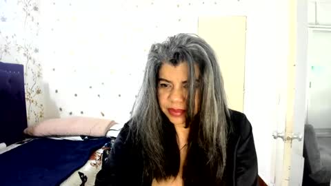 VIKY ADAMS online show from 07/06/26, 10:56