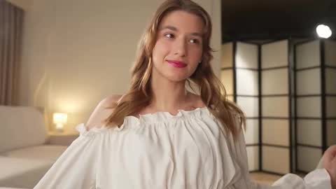 Lana online show from 10/14/25, 11:55