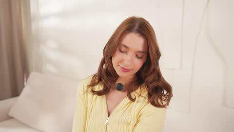 Snapshot of villanelle_l chatting on 02/07/26, 11:14 Lana online show from 02/07/26, 11:14
