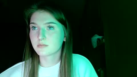 vin_anne online show from 02/18/25, 03:54