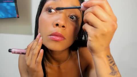 Vinaly online show from 11/24/25, 11:37